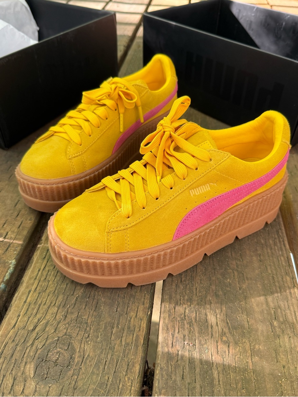 Puma X Fenty Rihanna Cleated Creeper Lemon Carmine Rose EUC Sz 9.5 w/box